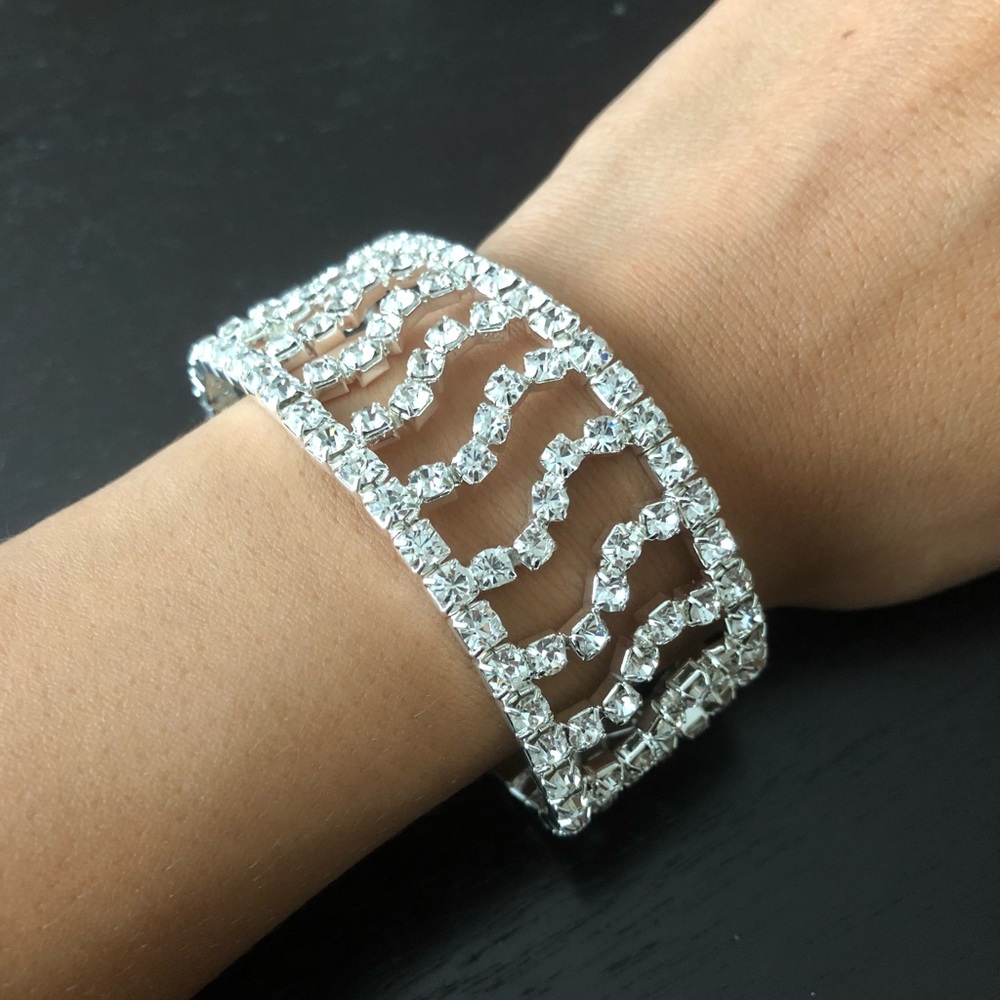 Crystal rhinestone bracelet